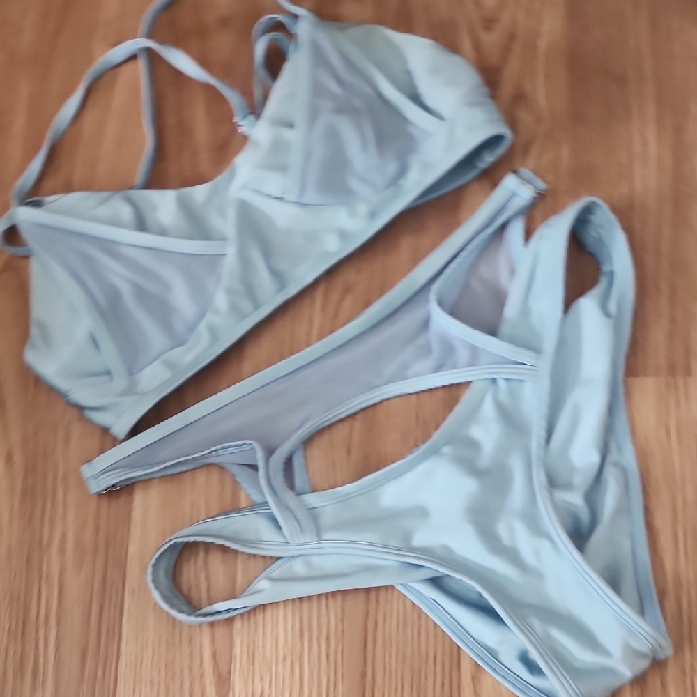 Light Blue Women's Bikini Set - Soft Triangle Top & Cheeky Bottom